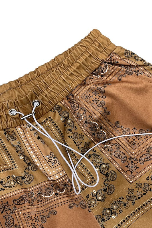 Weiv Mens Paisley Bandana Print Shorts