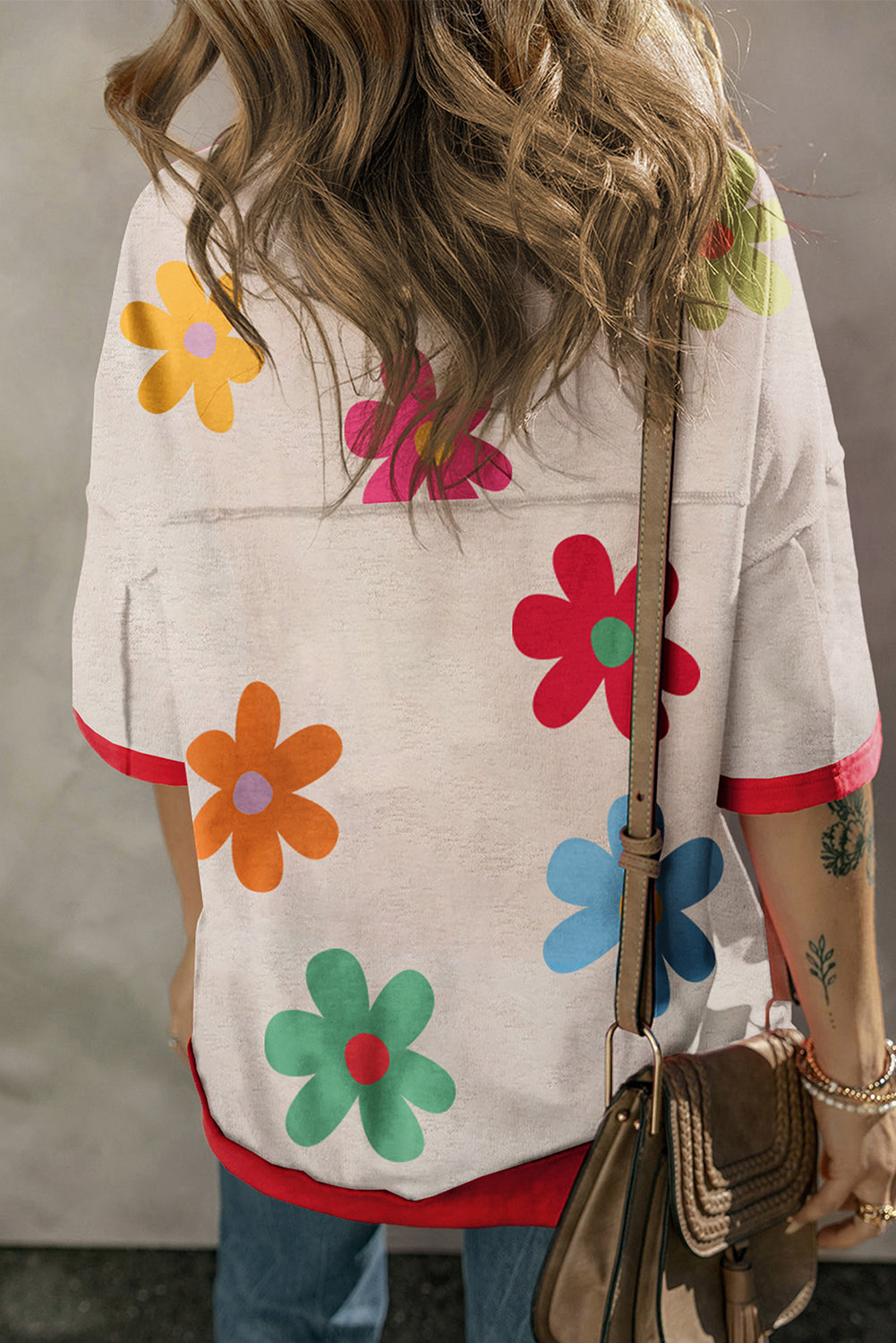 Rose Colorful Floral Contrast Trim Drop Shoulder T-shirt